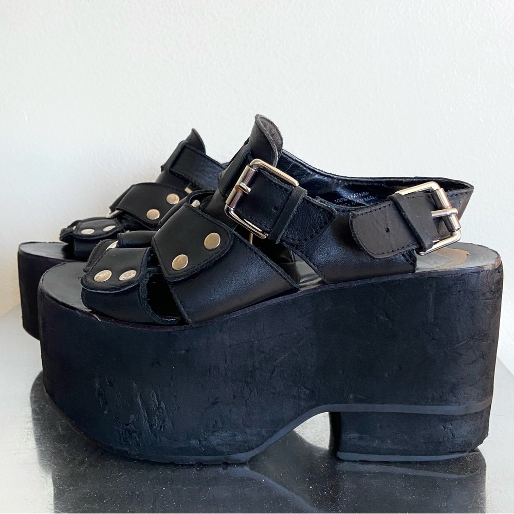 UNIF Chunky Platform O-Ring Hardware Buckle Sandals w/ Ankle Strap - Picture 4 of 10